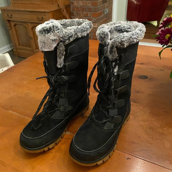 Black Winter Boots - Picture 1 of 6